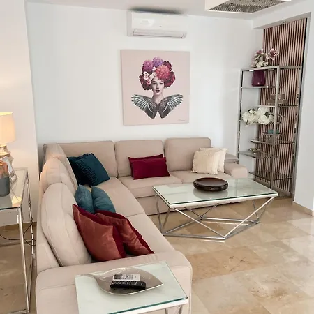90 M² Sea View Pool * Estepona
